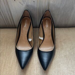 Merona Black Classic Pointed Toe Kitten Heel Pumps – Size 8.5 capsule timeless